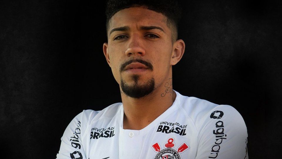 Douglas atuou por 22 jogos com a camisa do Corinthians