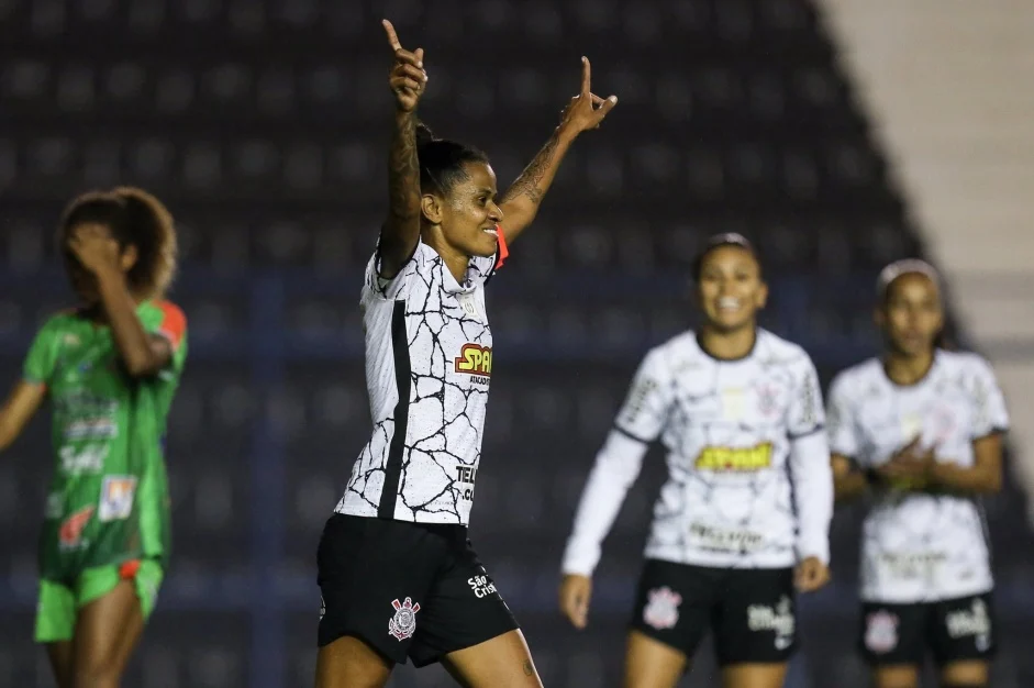 Meninas seguem lder no campeonato paulista aps a conquista do brasileiro no domingo