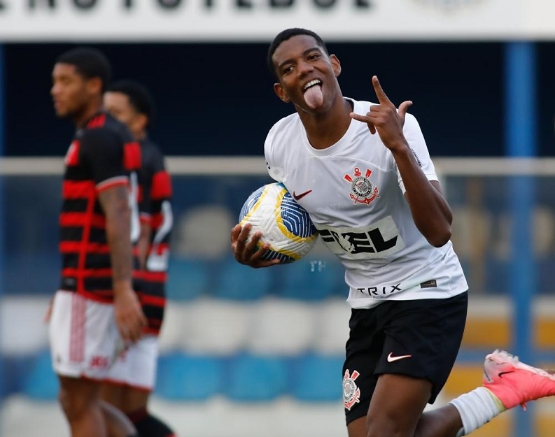 Andre Comemorando o Gol   Foto:Rodrigo Gazzanel/Ag Corinthians