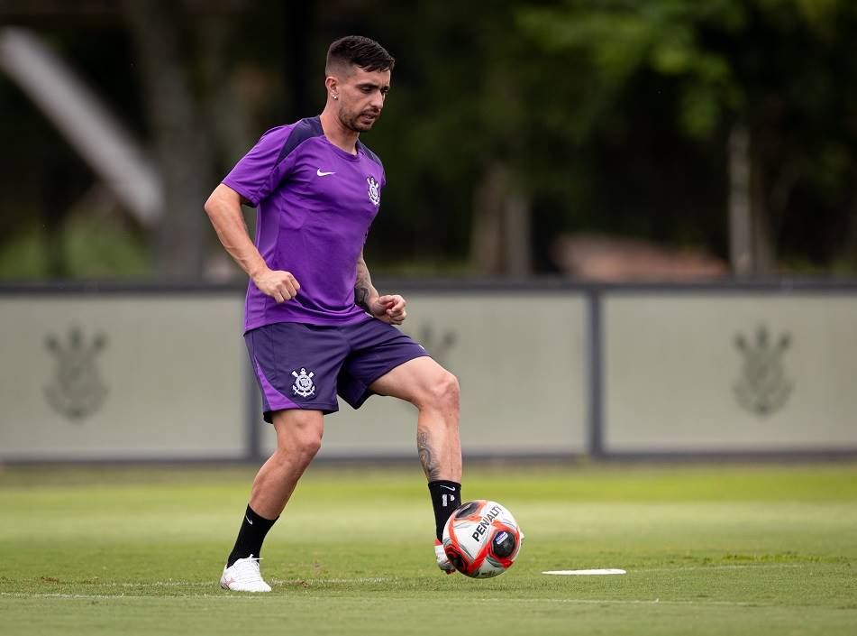 Igor Coronado em treino do Corinthians - Foto: Rodrigo Coca/Ag Corinthians