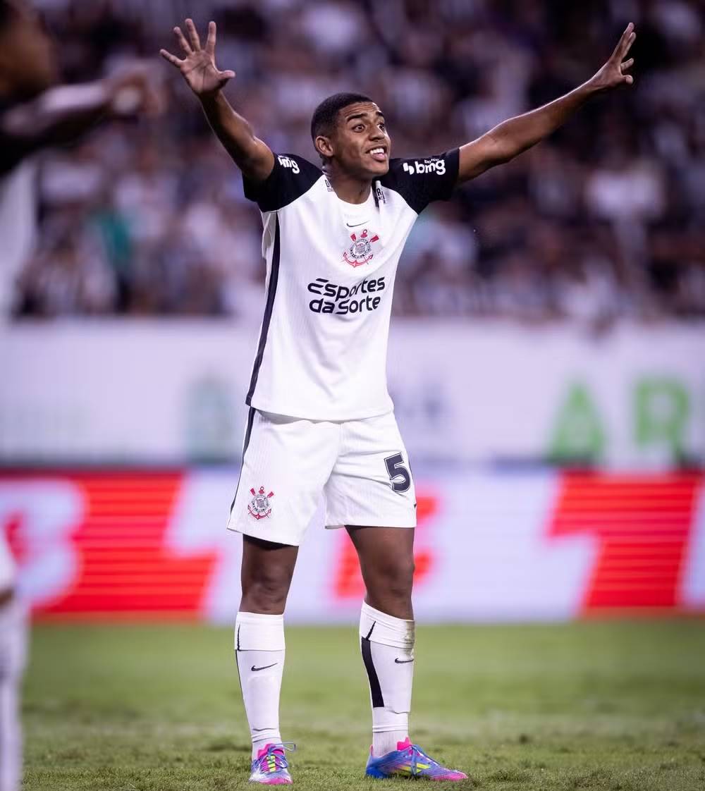 Gui Nego, do Corinthians, na estreia como titular, em jogo contra o Cear, pelo Campeonato Brasileiro  Foto: Rodrigo Coca/Corinthians