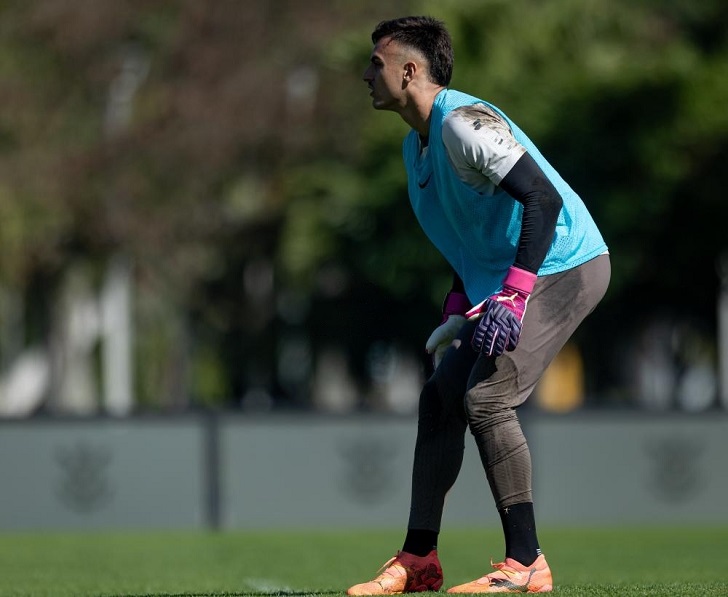 Matheus Donelli em campo de treino  -  foto: Rodrigo Coca/AG Corinthians