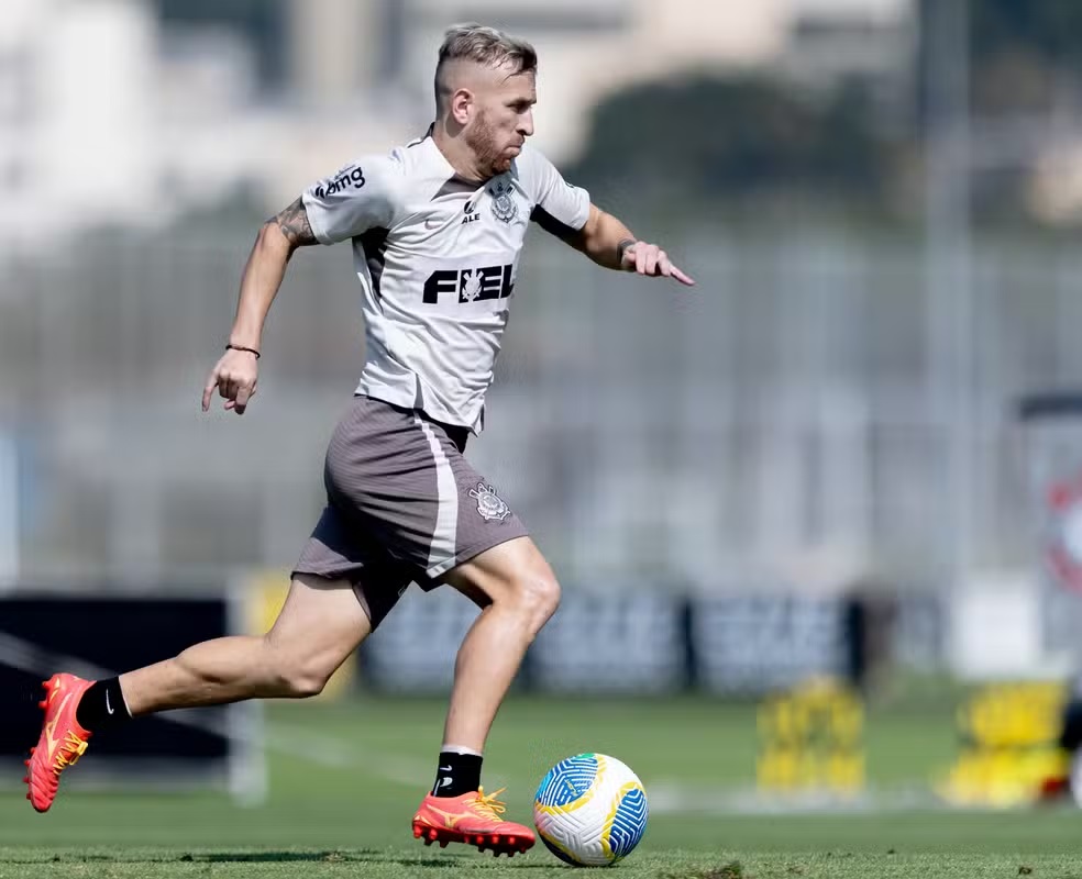 Atacante Pedro Henrique em treino do Corinthians  Foto: Rodrigo Coca / Ag.Corinthians