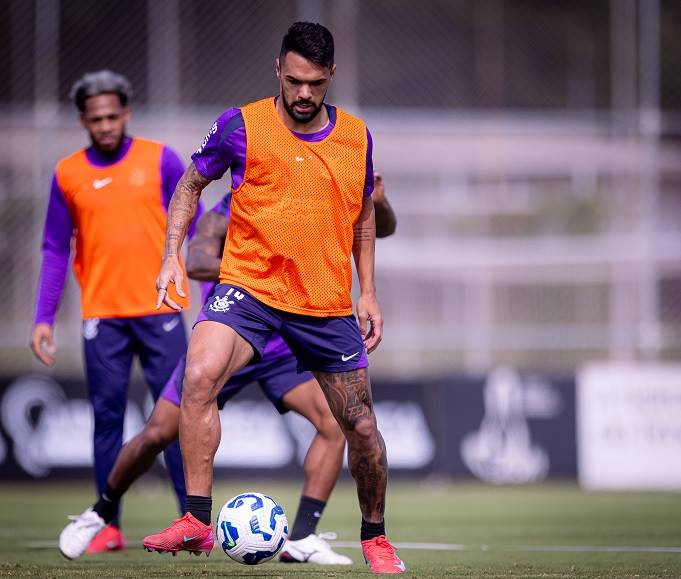Raniele em treino do Corinthians - Foto: Rodrigo Coca/Ag Corinthians