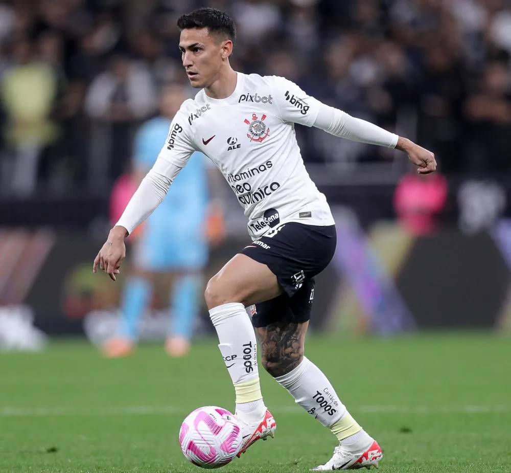 Meia Matas Rojas em ao pelo Corinthians  Foto: Rodrigo Coca / Ag.Corinthians