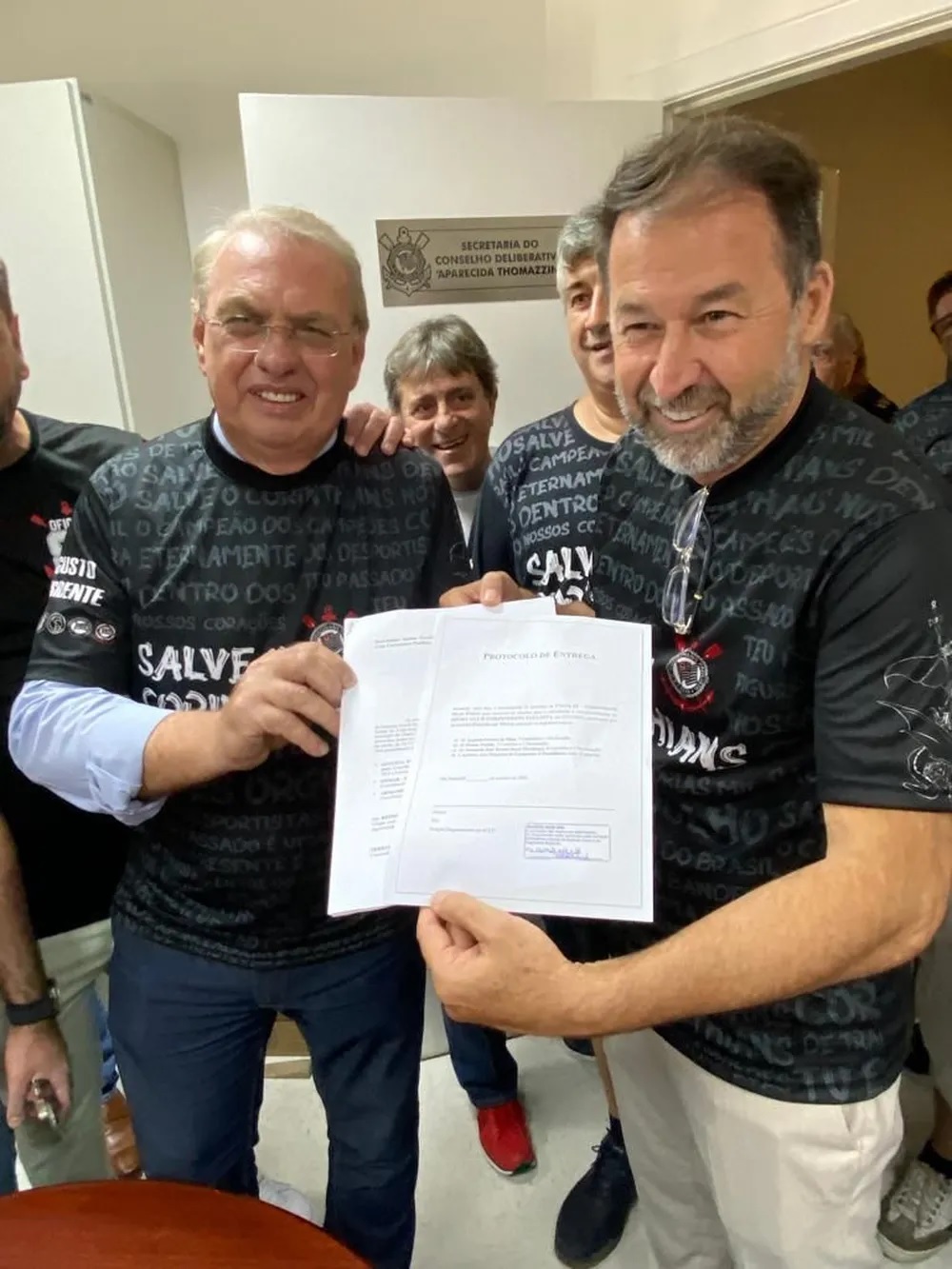 Osmar Stabile e Augusto Melo em 2023, poca em que eram candidatos a vice e a presidente do Corinthians, respectivamente  Foto: Divulgao