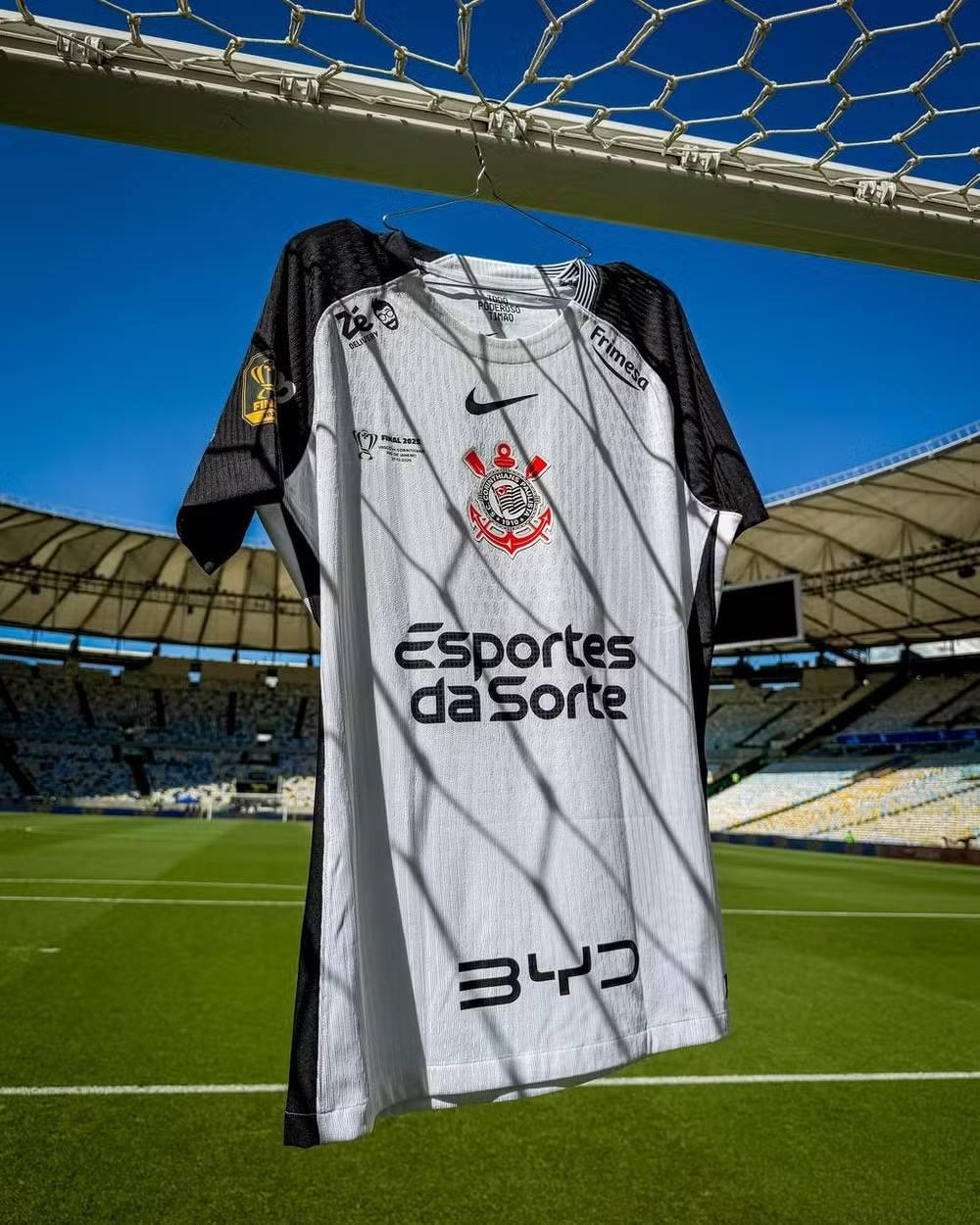 Camisa do Corinthians no Maracan�, no segundo jogo da final da Copa do Brasil, contra o Vasco � Foto: Gustavo Vasco/Corinthians