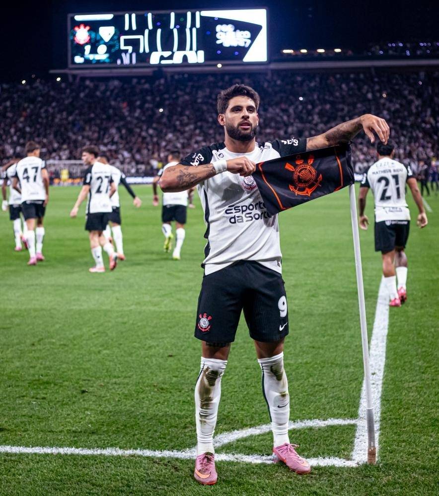 Yuri comemorando o segundo gol dele terceiro na partida foto: Agncia Corinthians